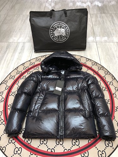 Canada Goose Black Arctic Program Hooded Down Jacket