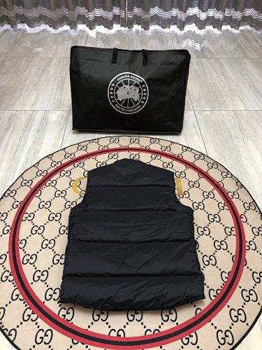 Canada Goose Black Down Vest