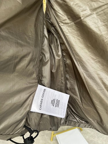 Canada Goose Cypress Puffer Vest – Champagne